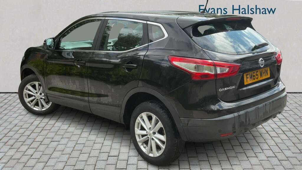 Nissan Qashqai 1.2 Dig-t Acenta Smart Vision Pack 2016 Black