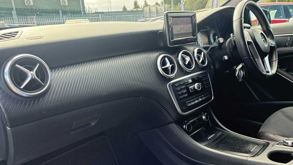 Mercedes-Benz A Class 1.5 A180 Cdi Blueefficiency Se 109 Bhp Grey #13