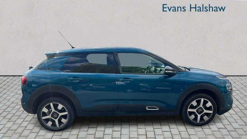 Citroen C4 Cactus 1.2 Puretech Flair 6 Speed 2019 Blue #2