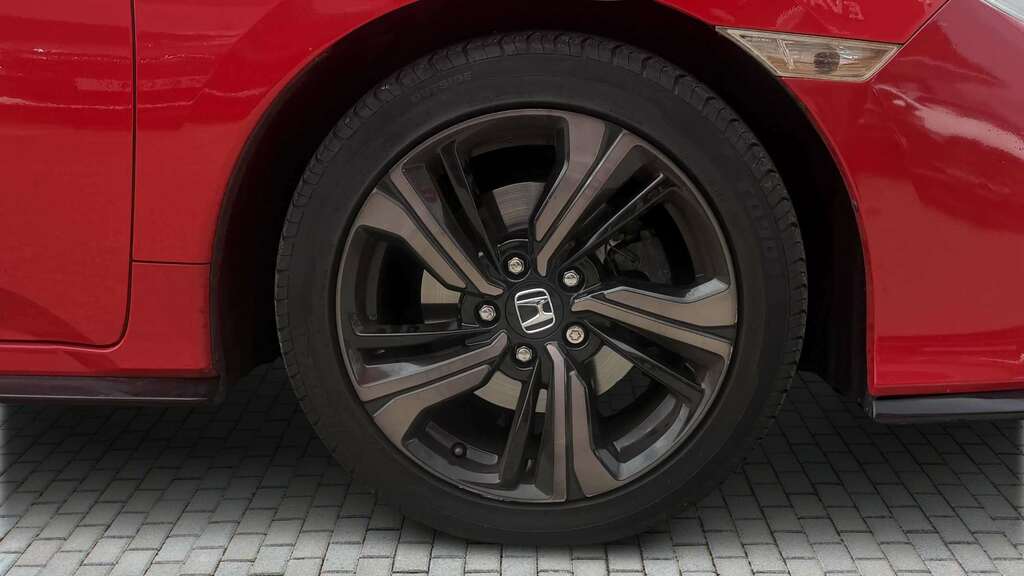 Honda Civic 1.5 Vtec Turbo Sport Cvt 2017 Red #3