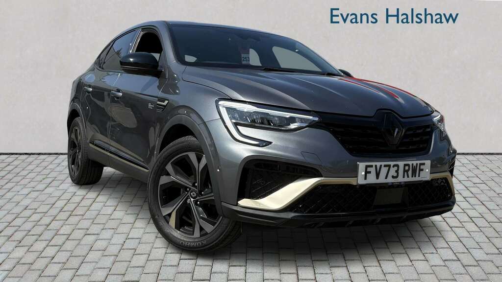Renault Arkana 1.6 E-tech Full Hybrid 145 Engineered 202 Grey