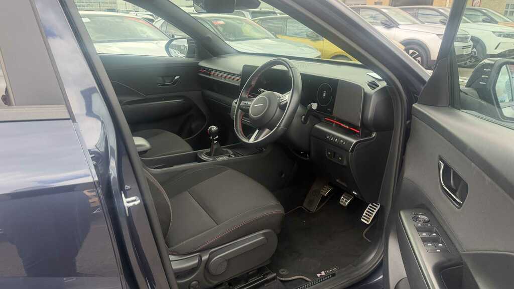 Hyundai Kona Ultimate Black #11