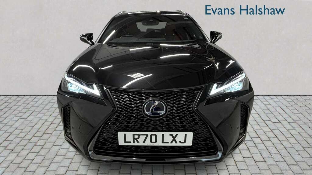 Lexus UX 250H 2.0 F-sport Cvt Nav 2020 Black #3