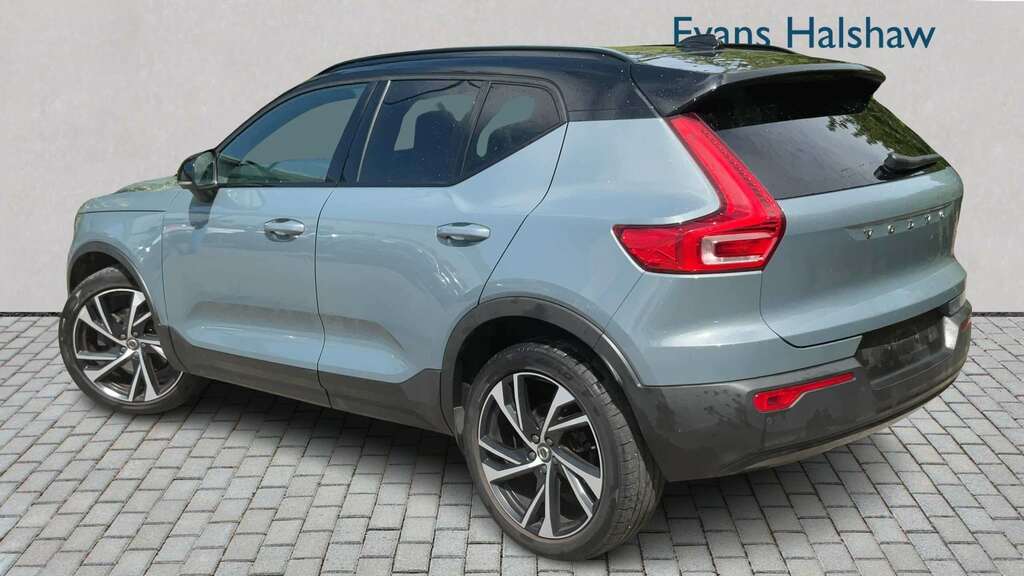 Volvo XC40 2.0 B4p R Design Pro 2020 Grey #2