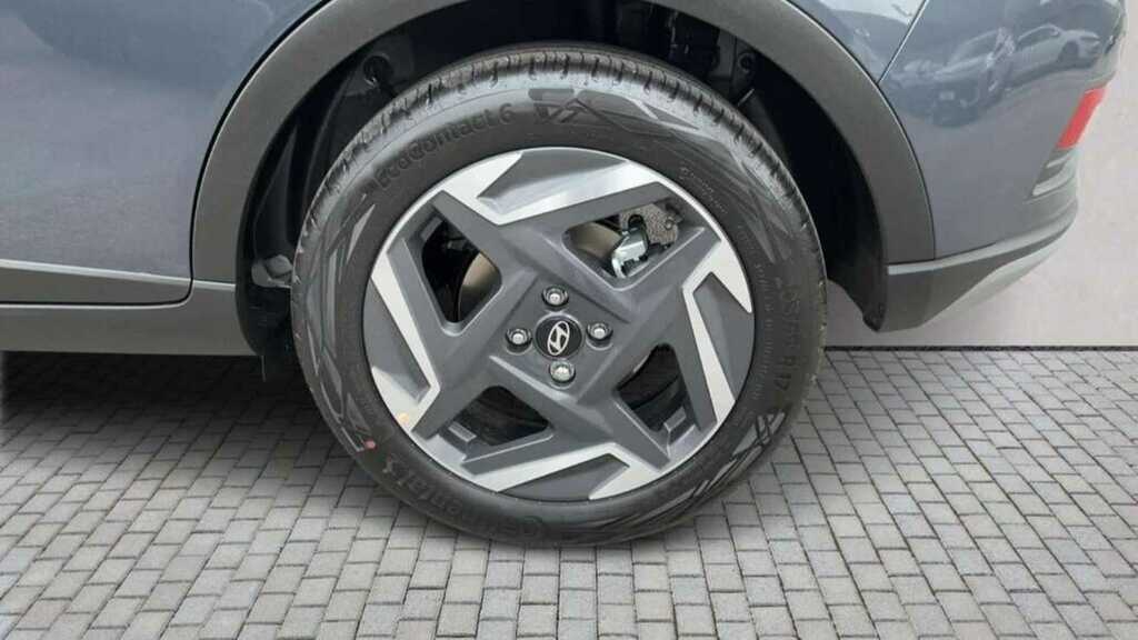 Hyundai Bayon 1.0 Tgdi 90 Tech Line Dct 2026 Grey #3
