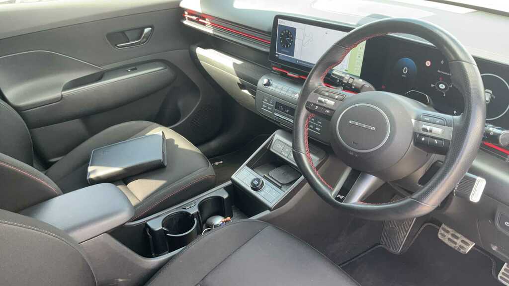 Hyundai Kona 160Kw N Line 65Kwh 2025 White #3