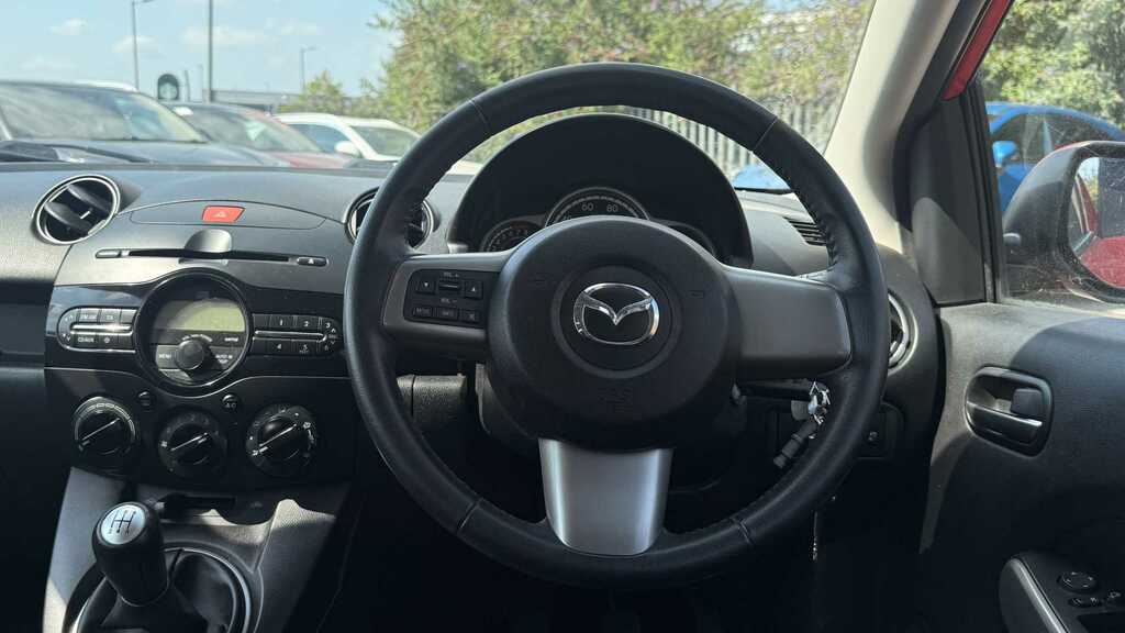 Mazda 2 1.3 Tamura Hatchback Euro 5 84 White #12