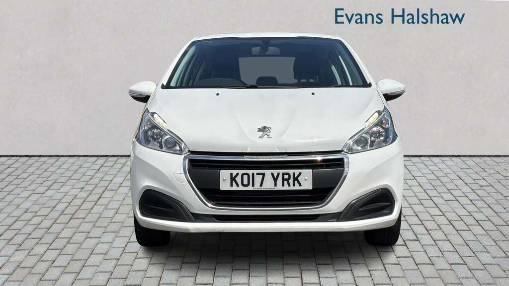 Peugeot 208 1.2 Puretech 82 Active Etg5 2017 White #4