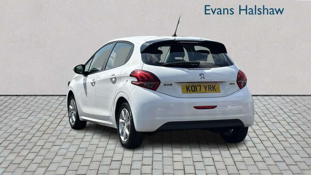 Peugeot 208 1.2 Puretech 82 Active Etg5 2017 White #2