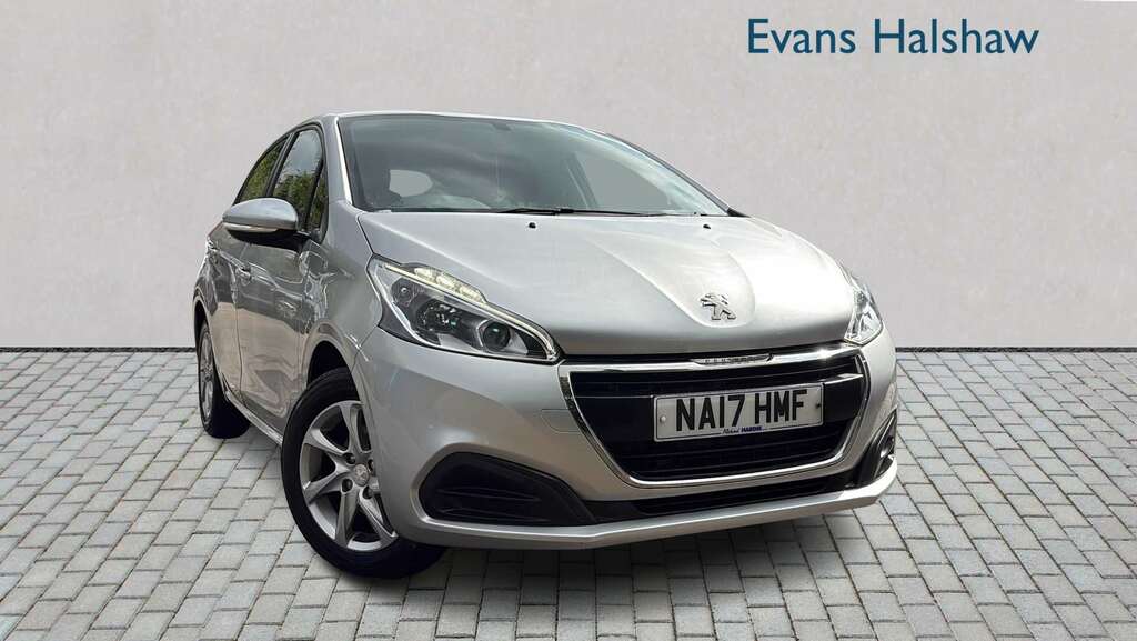 Peugeot 208 Blue #1