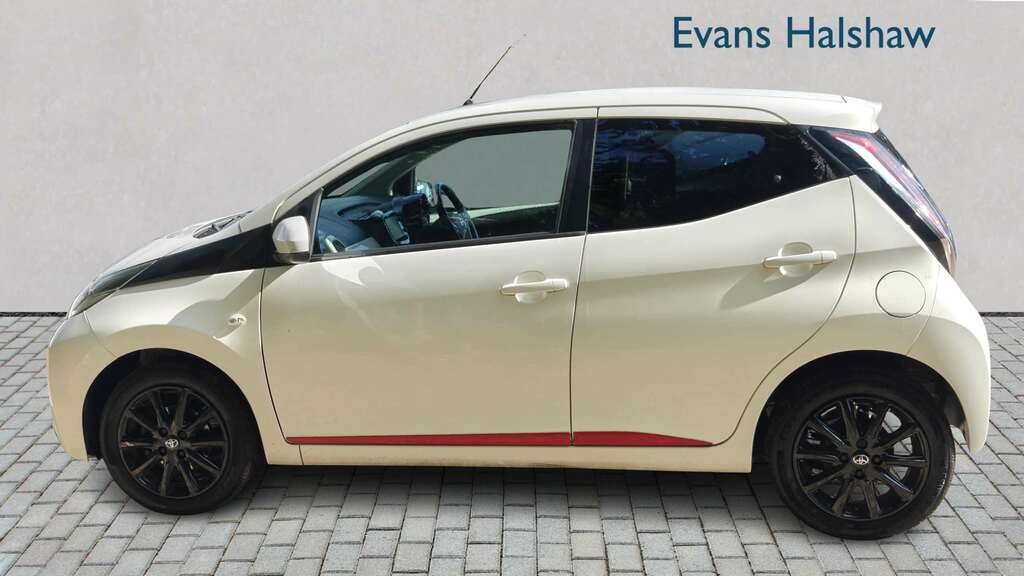 Toyota Aygo 1.0 Vvt-i X-press 2017 White #6