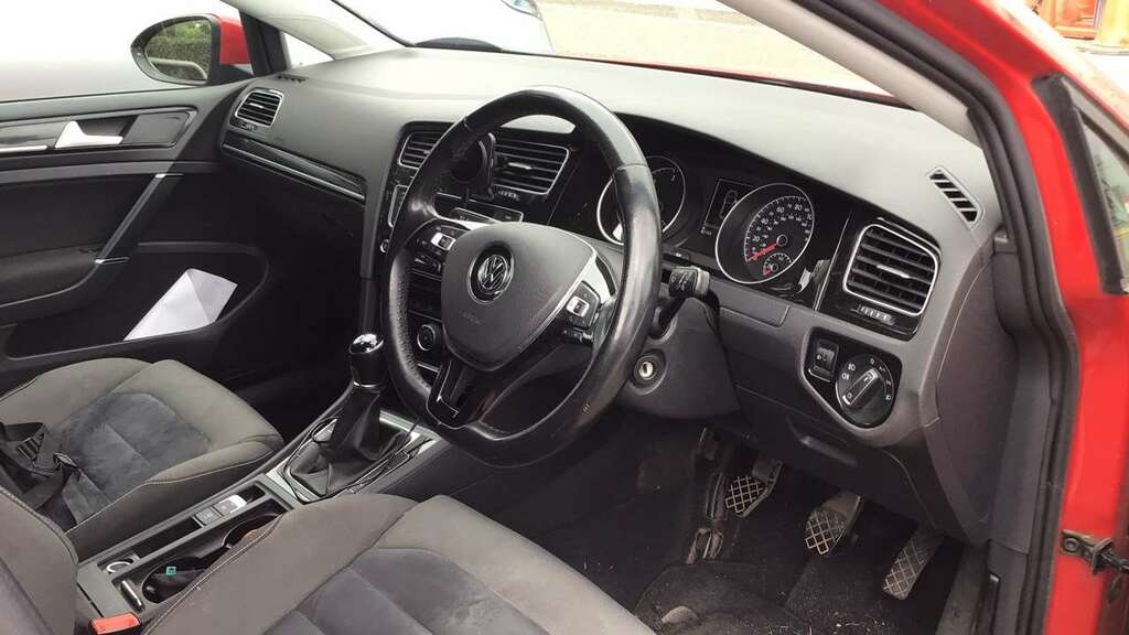 Volkswagen Golf 2.0 Tdi Gt 2015 AF65KLO Red #4