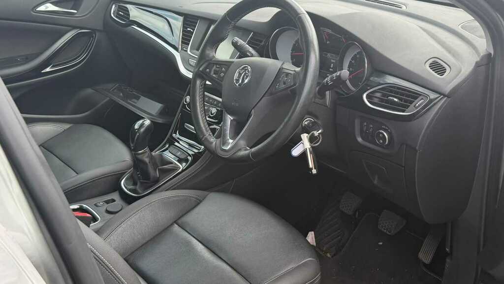 Vauxhall Astra Elite Nav 1.6 Cdti Ecoflex Ss 5X Services, Sat N Red #6