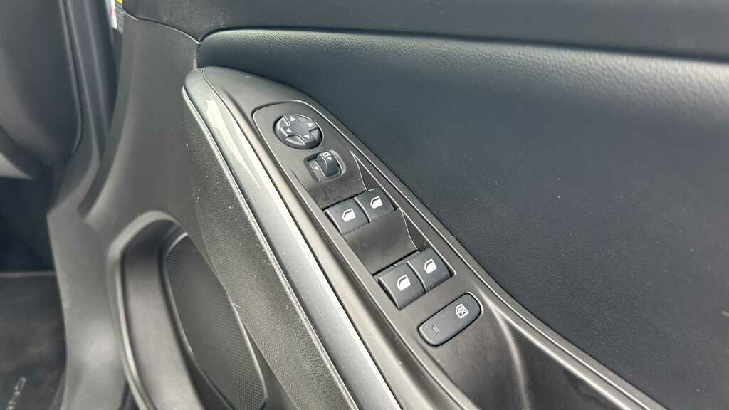 Vauxhall Grandland X Elite Nav White #21