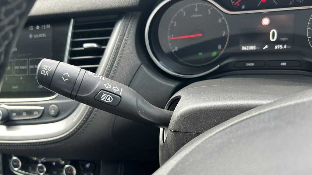 Vauxhall Grandland X Elite Nav White #28