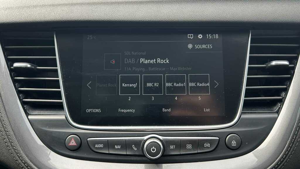 Vauxhall Grandland X Elite Nav White #29