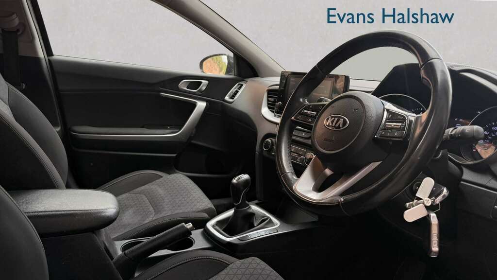 Kia Xceed 1.0T Gdi Isg 2 2021 Grey #3