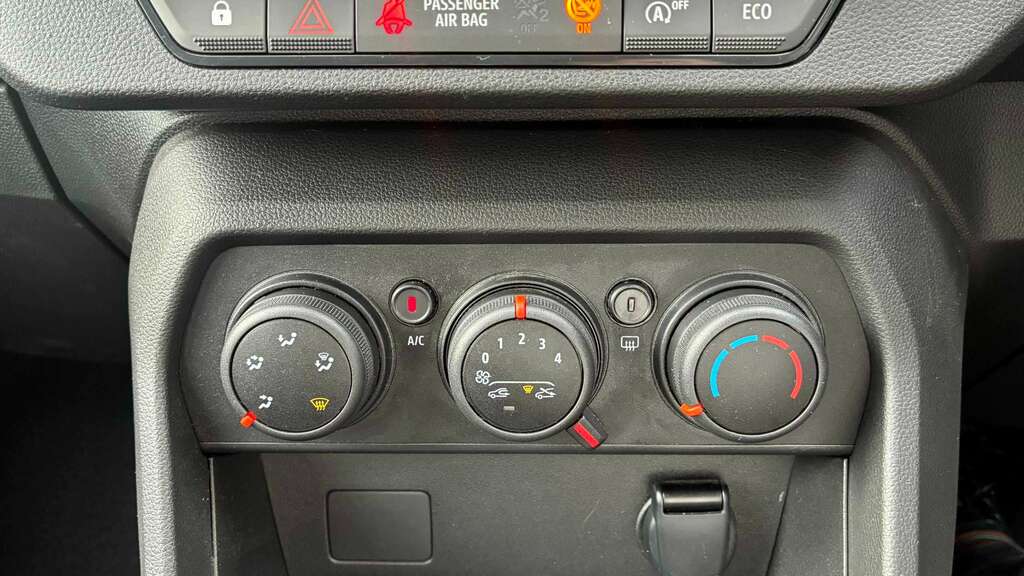 Dacia Sandero 1.0 Tce Essential Hatchback #35