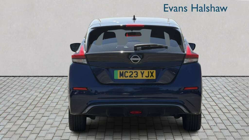 Nissan Leaf 110Kw Tekna 39Kwh 2023 Blue #5