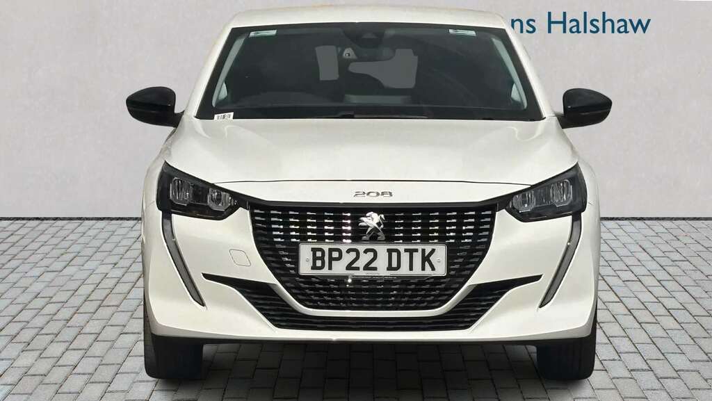 Peugeot 208 1.2 Puretech 100 Allure Premium 2022 White #3