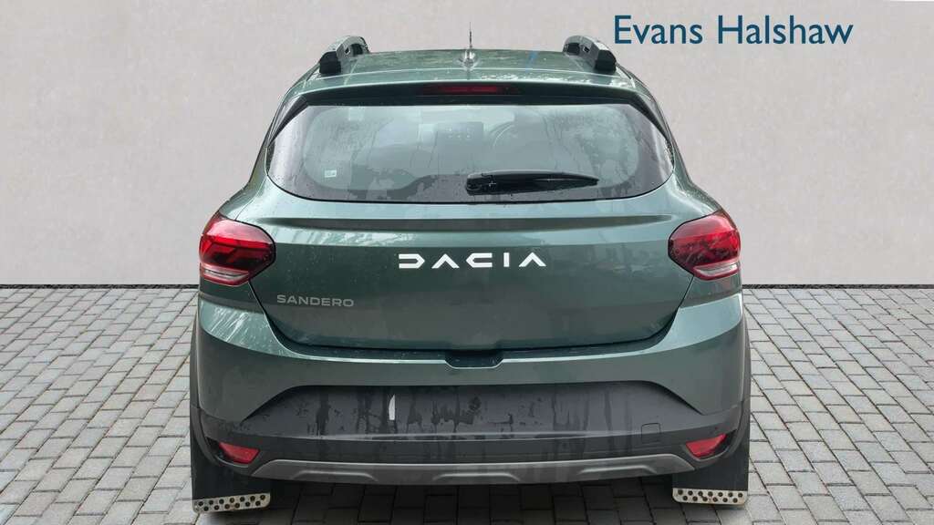 Dacia Sandero Stepway 1.0 Tce Expression 2024 Green #5