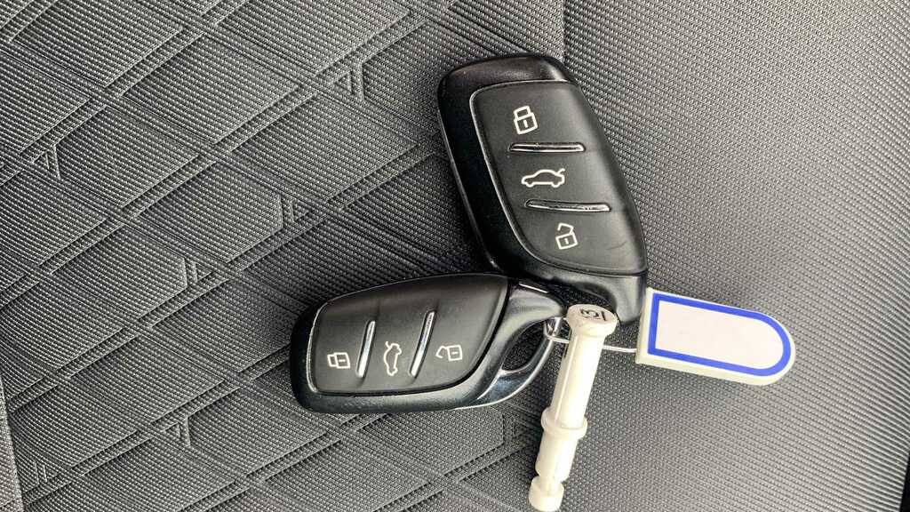 MG MG3 1.5 Hybrid Plus Trophy Hatchback Hybrid Blue #17