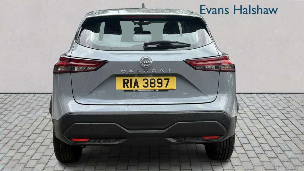 Nissan Qashqai 1.3 Dig-t Mh Acenta Premium 2023 Grey #2