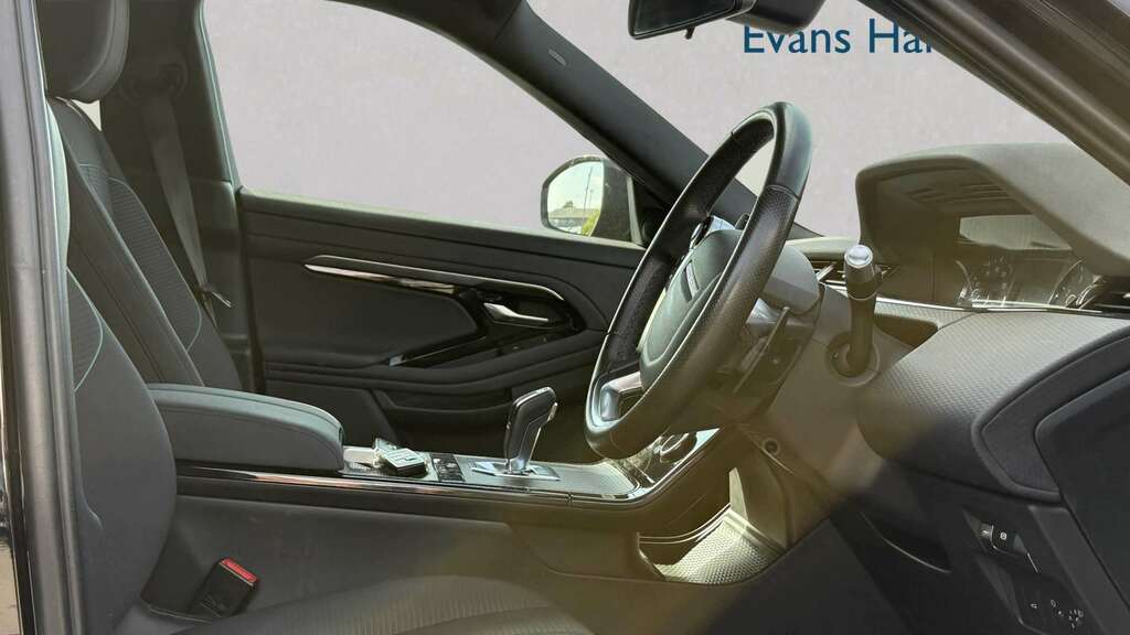 Land Rover Range Rover Evoque 2.0 P200 R-dynamic 2020 Black #3