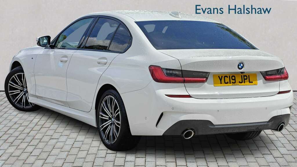 BMW 3 Series 2L M Sport Shadow Edition White #2