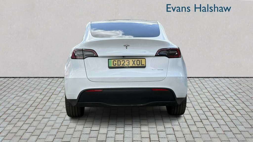 Tesla Model Y Long Range Awd 2023 White #5