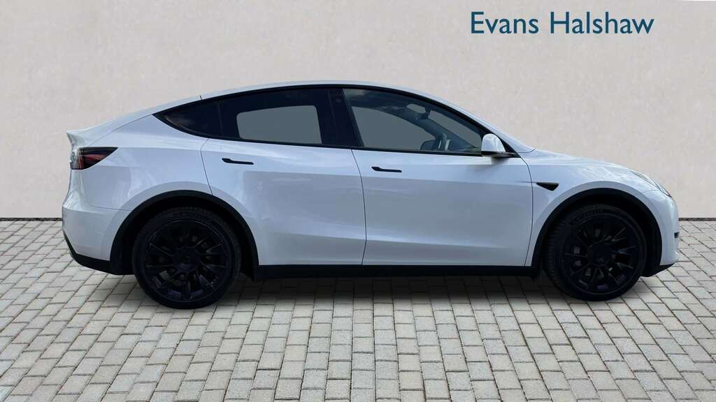 Tesla Model Y Long Range Awd 2023 White #6