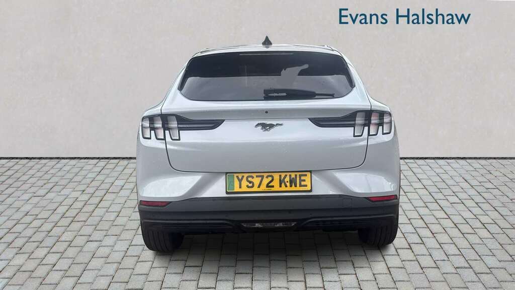 Ford Mustang Mach-E 216Kw Extended Range 88Kwh Rwd 2022 White #6