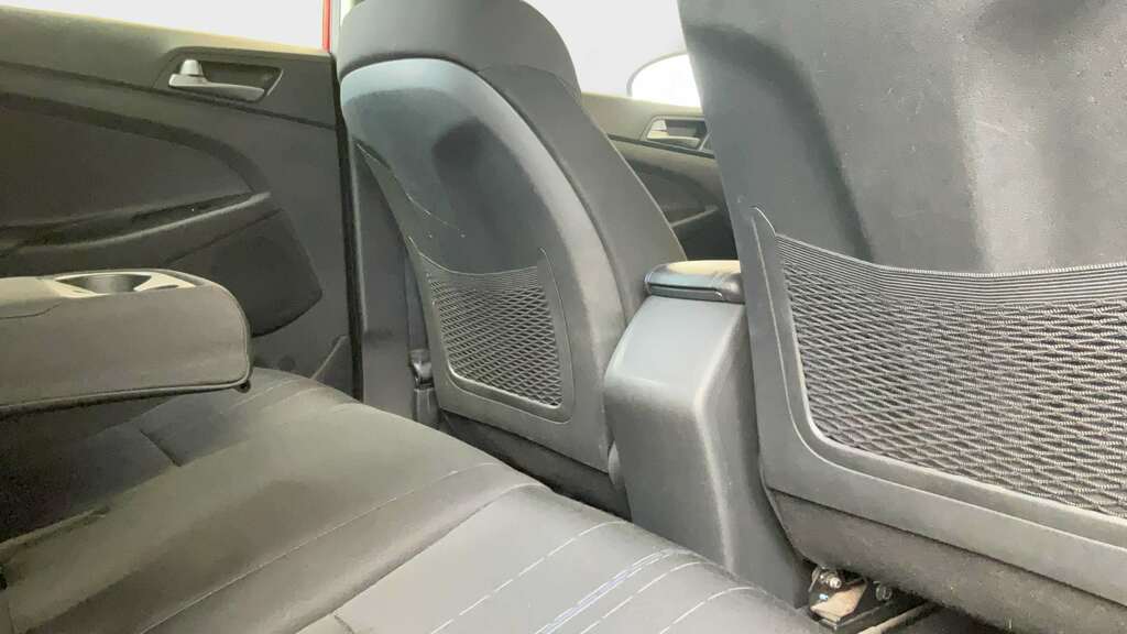 Hyundai Tucson 1.6 Gdi Blue Drive White #12