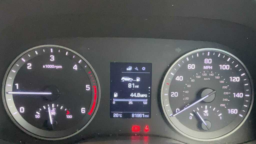 Hyundai Tucson 1.6 Gdi Blue Drive White #10