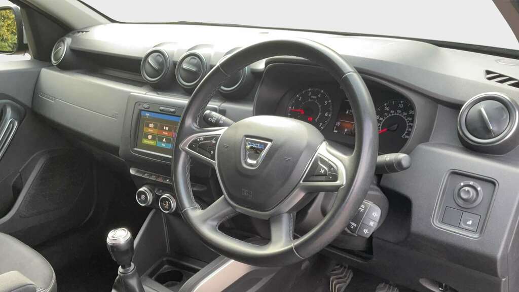 Dacia Duster 1.5 Blue Dci Prestige Suv 4Wd Se Black #8