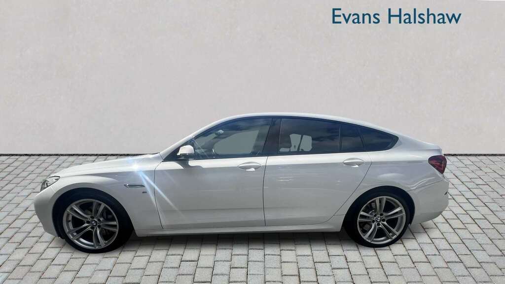 BMW 5 Series 520D M Sport Step 2015 White #4