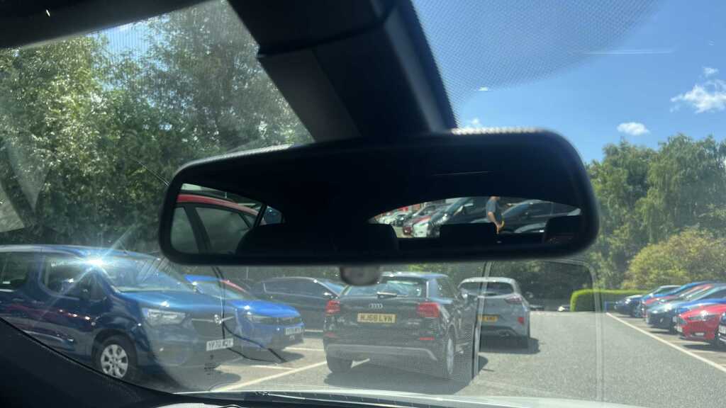 BMW 5 Series 520D M Sport Blue #21