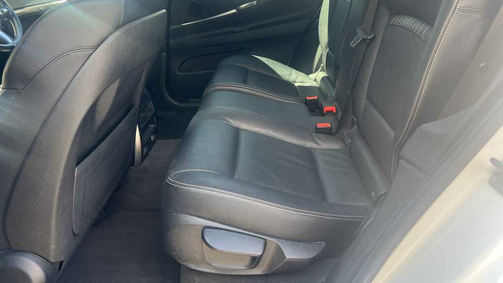 BMW 5 Series 520D M Sport Blue #15
