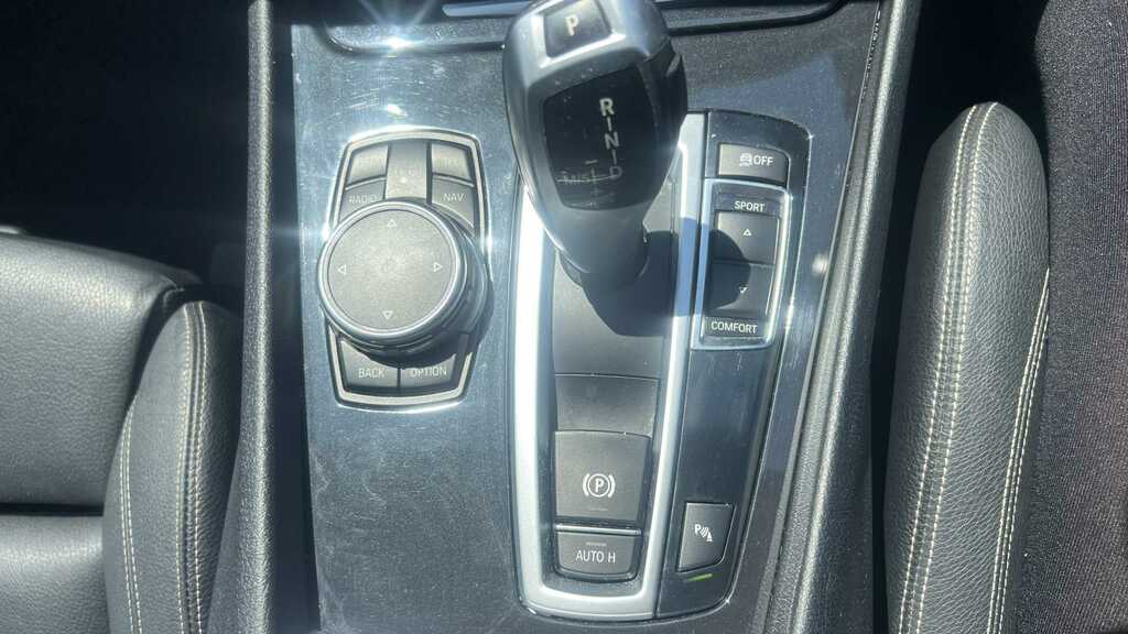 BMW 5 Series 520D M Sport Blue #24