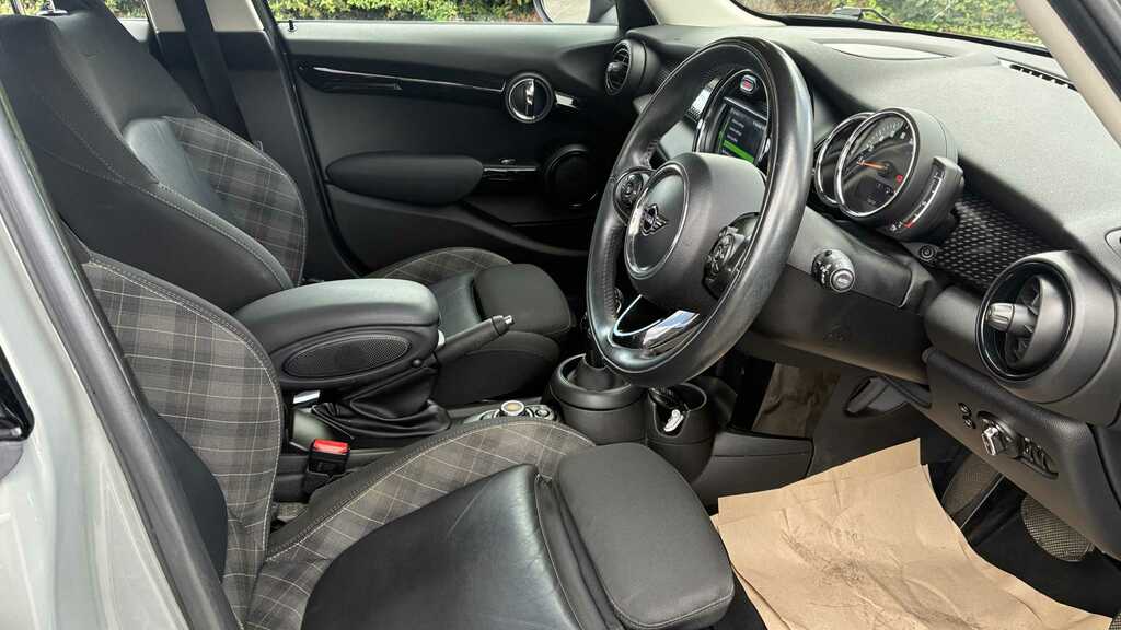 Mini Hatch F56 Mini 3-Door Hatch Cooper Sport Lci Silver #26