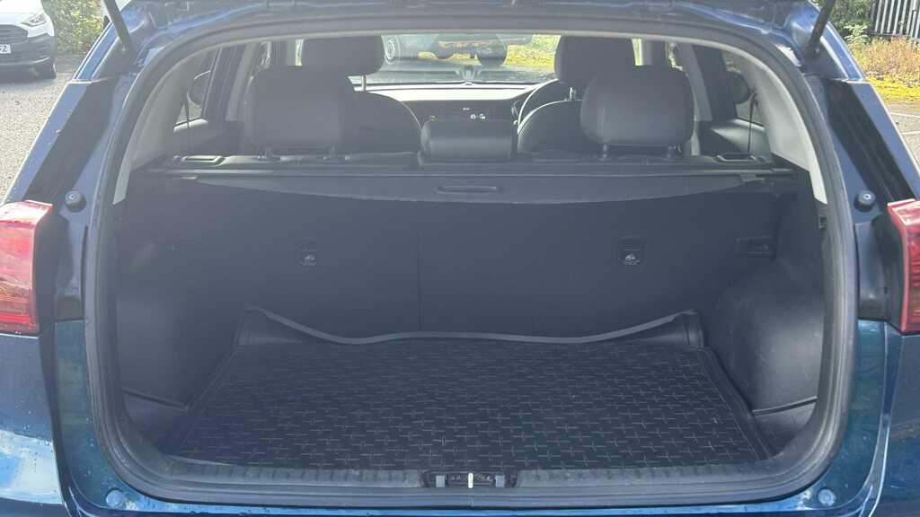 Kia Niro 1.6 Gdi Hybrid 2 Dct 2020 Blue #5