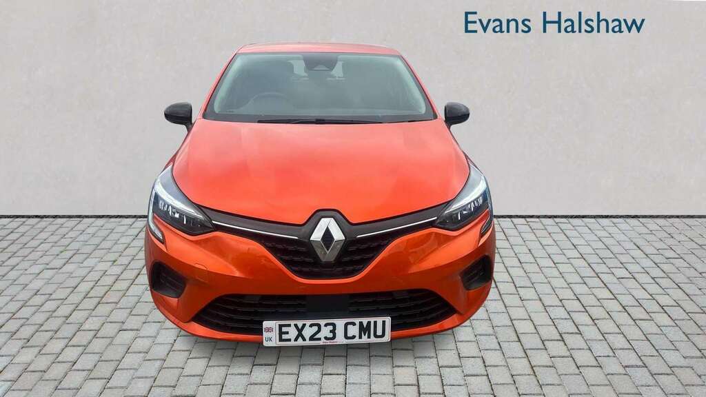 Renault Clio 1.6 E-tech Full Hybrid 145 Evolution 2023 Orange #6
