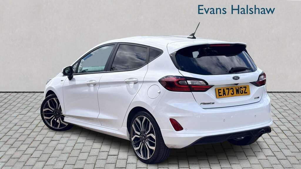 Ford Fiesta 1.0 Ecoboost Hybrid Mhev 125 St-line X 2023 EA73WGZ White #2