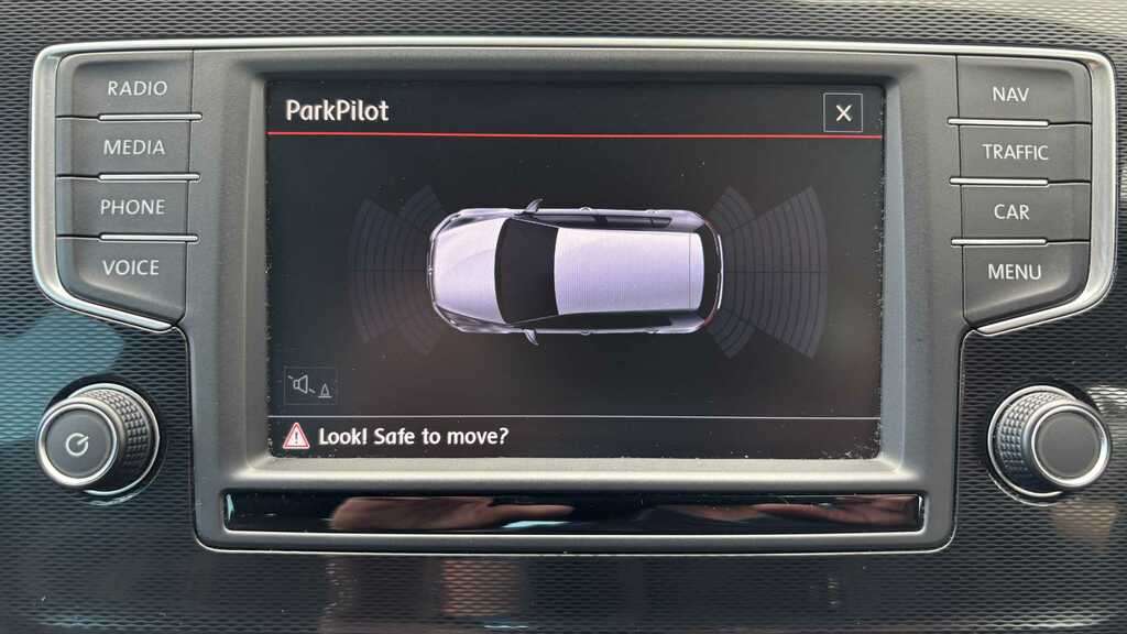 Volkswagen Golf Mk7 Facelift 1.0 Tsi Se 110Ps White #24