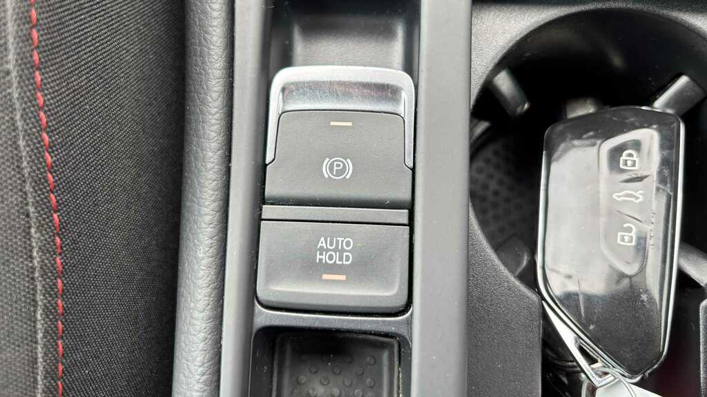Volkswagen Golf Mk7 Facelift 1.0 Tsi Se 110Ps White #20