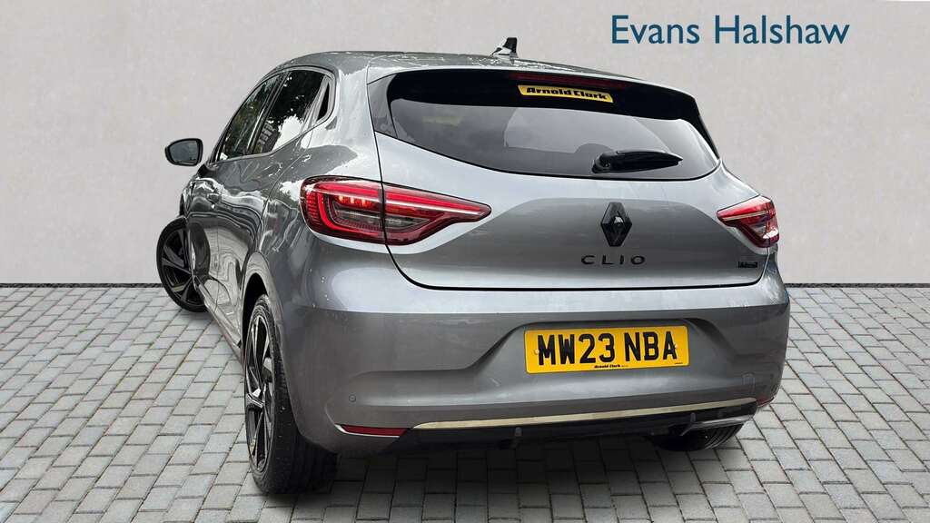 Renault Clio 1.6 E-tech Full Hybrid 145 Engineered 202 Grey #2
