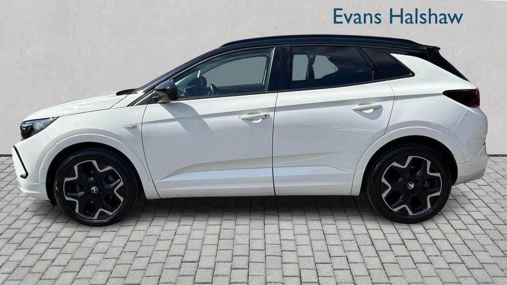 Vauxhall Grandland Ultimate Black #3