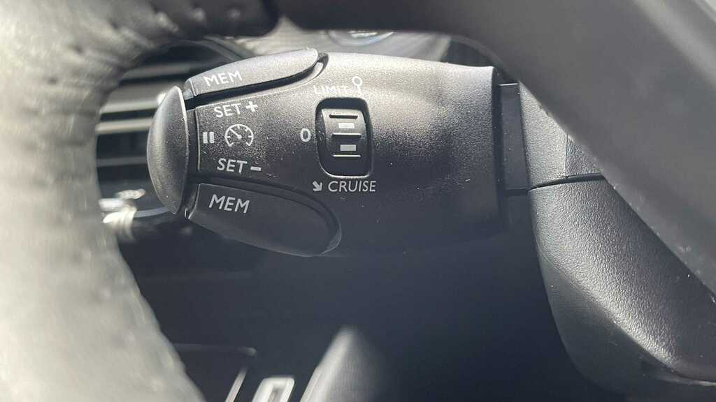Peugeot 2008 Gt Blue #17
