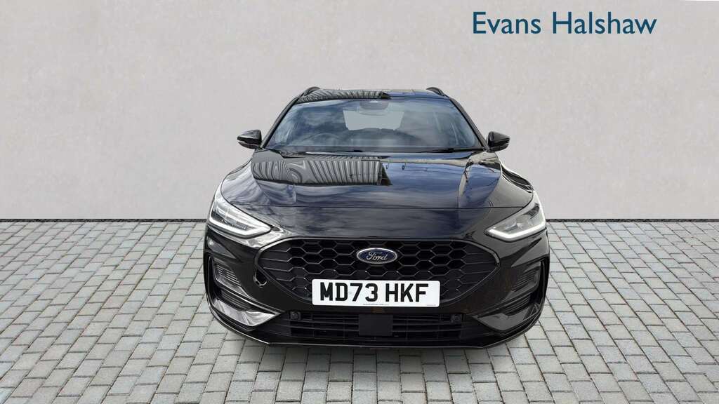 Ford Focus 1.0 Ecoboost Hybrid Mhev 155 St-line X 2023 Black #4