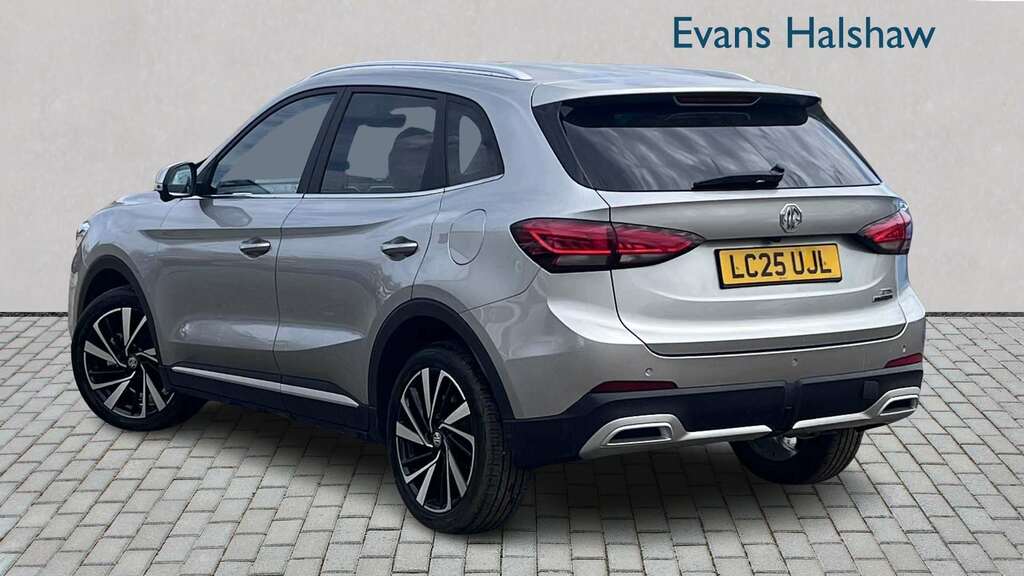 MG ZS 1.5 Hybrid Trophy 2025 Silver #2